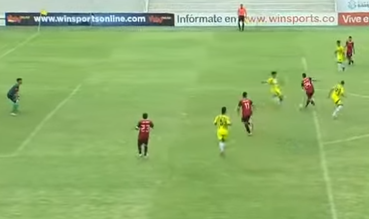 (VIDEO) Un jugador juvenil de Colombia imita «el gol del siglo» de Maradona ante Inglaterra