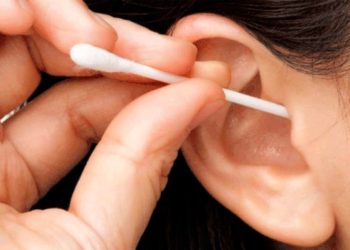 Mujer termina con terrible infección bacteriana provocada por hisopos