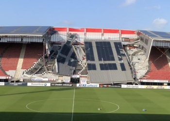 Se desploma parte del estadio del AZ Alkmaar holandés