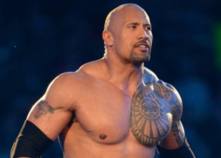 ‘La Roca’ podría estar en especial para la WWE