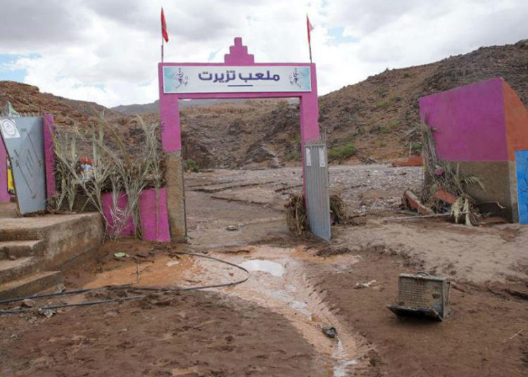 (VIDEO) Un estadio de fútbol en Marruecos es barrido por crecida de agua a causa de inundaciones
