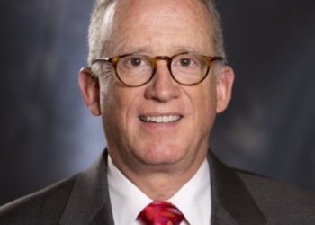 El nuevo presidente de El Salvador se muestra prometedor