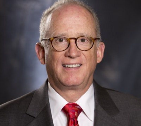 El nuevo presidente de El Salvador se muestra prometedor