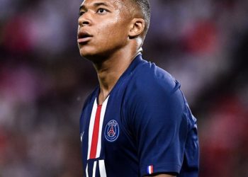 PSG pierde a Mbappé y Cavani por lesión
