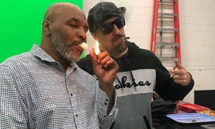 Mike Tyson confesó que utilizaba la orina de sus hijos para pasar los controles antidoping