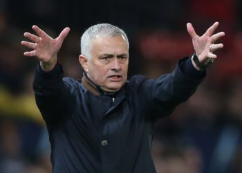 José Mourinho casi llora , «realmente no puedo disfrutar, lo extraño» al fútbol