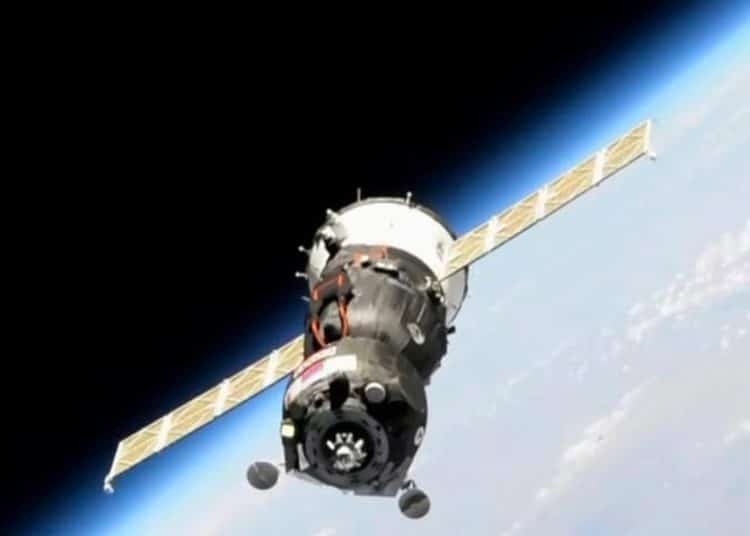 Soyuz con androide “Fiódor” no logra acoplarse con la Estación Espacial Internacional