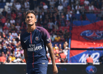 Portada de France Football se lanza contra Neymar: «¡Qué desperdicio!»