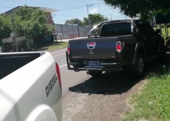 Multan a migueleño residente en EE.UU. por tirar basura cerca de puente Urbina de San Miguel