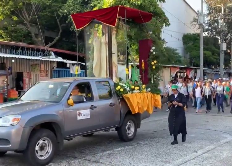 Inicia peregrinación a la cuna de San Óscar Romero