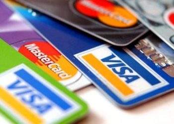 Asamblea obliga a bancos a no cobrar intereses por mora en tarjetas de crédito