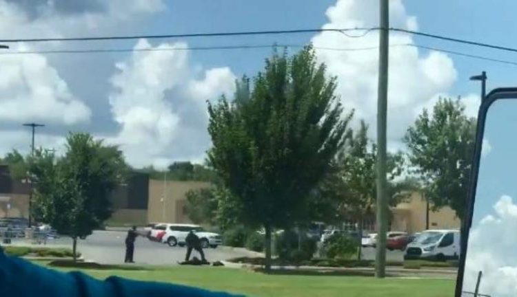 Tiroteo entre dos clientes de un supermercado causa alarma en Luisiana, EE.UU.