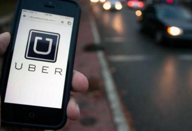 (VIDEO) La bautizan #LadyUber por prepotente y agresiva