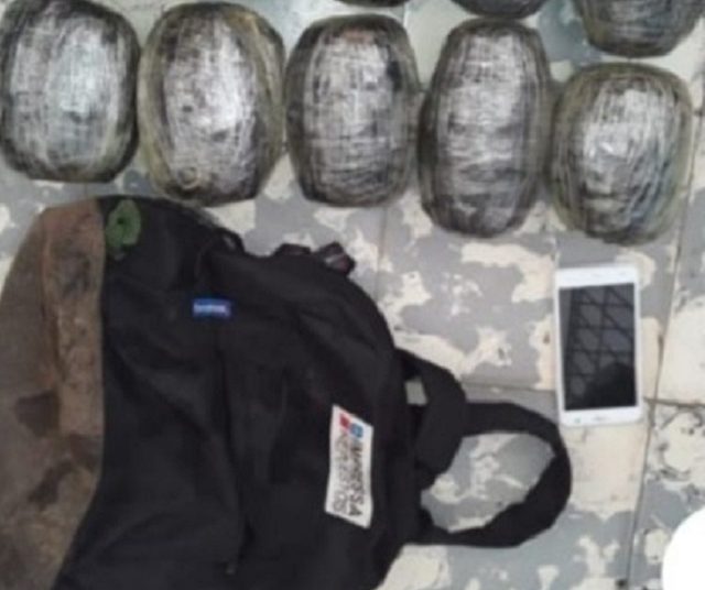 Capturan a sujeto con maletín lleno de marihuana