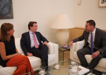 Alcaldes de San Salvador y Madrid fortalecen lazos de amistad y cooperación