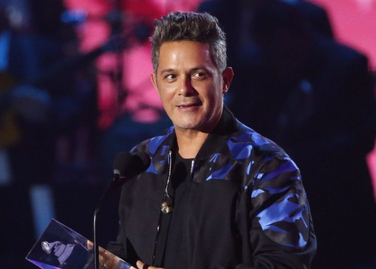 Alejandro Sanz, condenado a pagar 5,4 millones a su exmánager