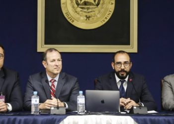 Gobierno inicia proyecto para la construcción del «Tren del Pacífico»