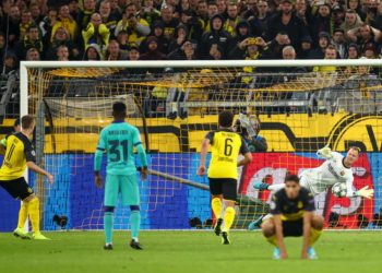 El Barcelona rescata un punto de Alemania