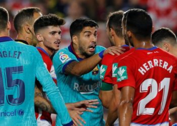 Desastre total del Barcelona ante el Granada