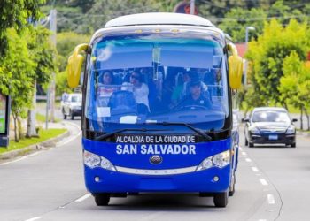 Hangzhou dona 12 buses a alcaldía de San Salvador para programa “Comunidades en Movimiento”