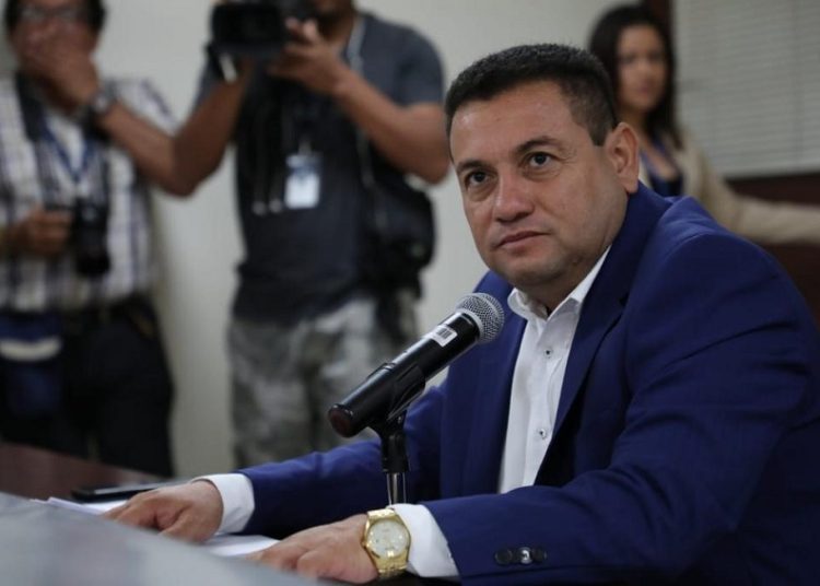 Beneficiados con visas de trabajo temporal en EE.UU. podrían ganar $20 por hora, asegura ministro Castro