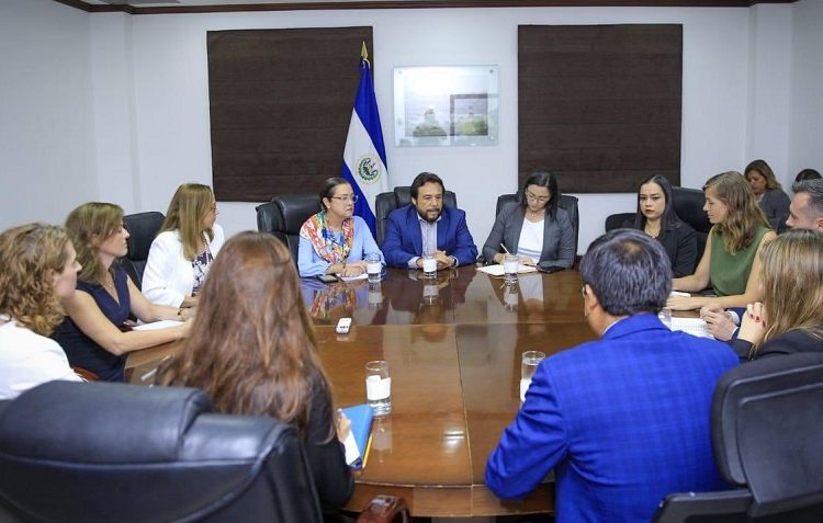 Delegación de la ONU ratifica apoyo a El Salvador para investigar casos de corrupción