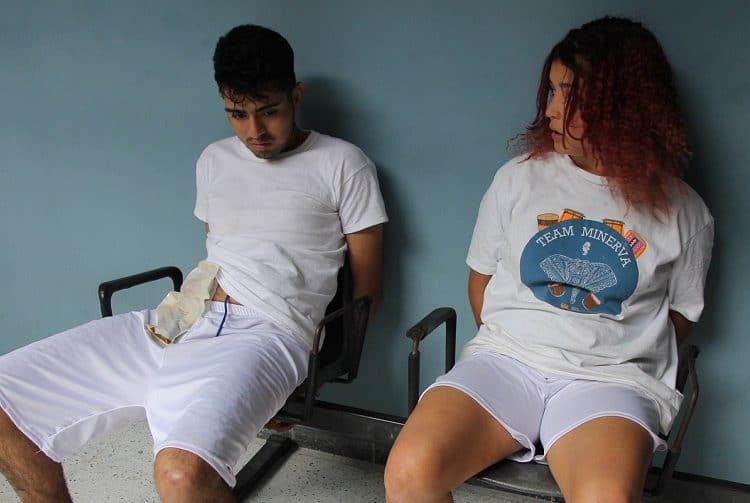 Suspenden audiencia contra pareja acusada de asesinar a dos personas en San Salvador