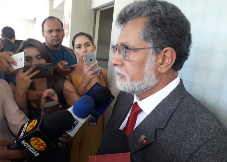 Diputado Schafik Hándal considera que primeros 100 días de gobierno de Bukele han sido “pan y circo”