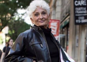 Abuela busca hombres más jóvenes que ella para sexo casual