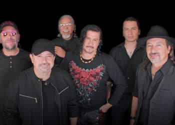 Alux Nahual retira de su banda a músico por señalamientos de agresión sexual