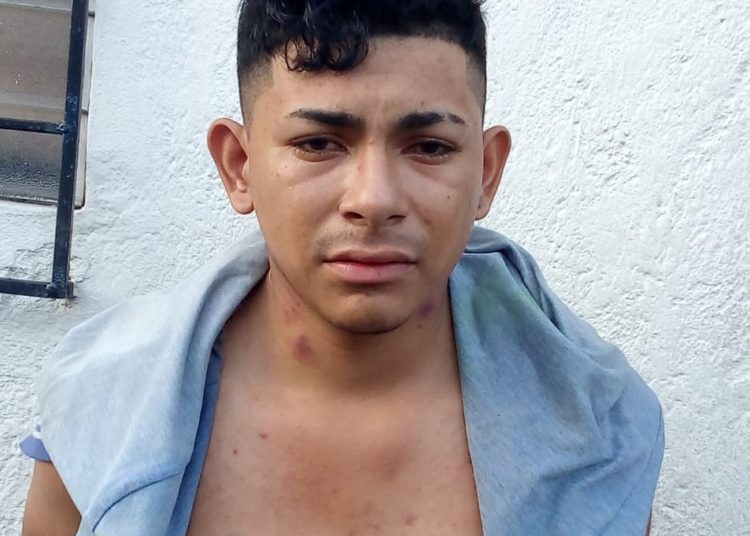 Capturan en flagrancia a sujeto por violar a una mujer en San Salvador