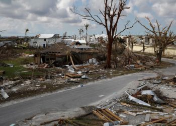 Gobierno de Bahamas recibe duras críticas por su lentitud y disparidad en los rescates tras paso de Dorian
