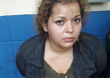 Prisión para mujer que hurtó patrulla policial en Ilopango