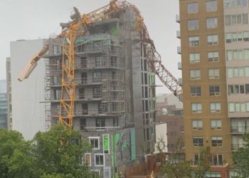 (VIDEO) Dorian se convierte en ciclón post-tropical, según el Centro Nacional de Huracanes