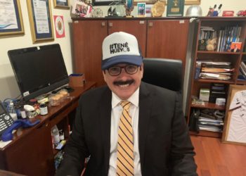 Diputado Francis Zablah lanza campaña «Tené hue…»