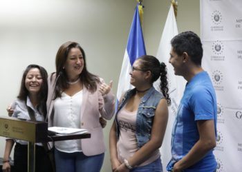 Michelle Sol confirma que el FSV ha otorgado más de $39 millones en créditos para viviendas