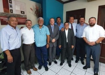 En la búsqueda de la presidencia de GANA, Gallegos se hace acompañar de 8 de los 12 diputados fundadores