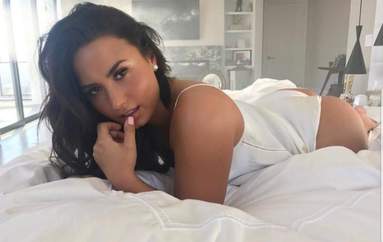 Demi Lovato muestra imágenes sin editar de la celulitis en su cuerpo
