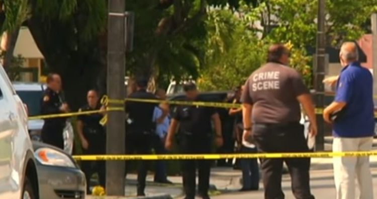 Al menos seis personas resultaron heridas al ser atacadas por un hombre con cuchillo en Florida