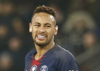 Neymar habría llorado al enterarse que no iría al Barcelona