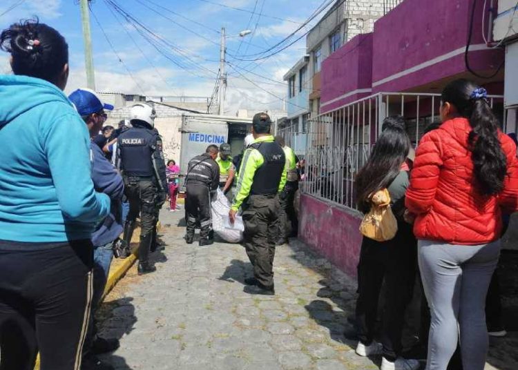 Pareja muere al caer de terraza mientras tenía relaciones sexuales