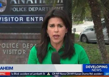 Reportera se convierte en blanco de burlas: «Intenté contactar al muerto pero no puede hacer comentarios»