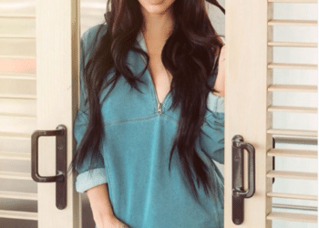 (VIDEO) Jimena Sánchez ‘derrite’ con sensual short