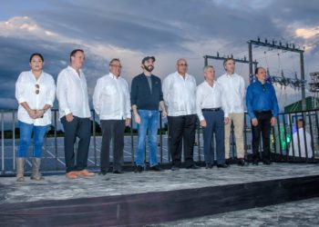 Presidente Bukele inaugura planta solar que genera 100 MW de energía sostenible