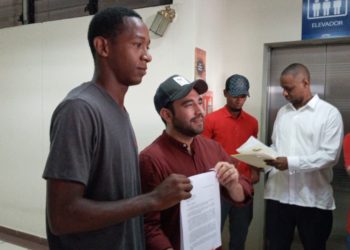 Buscan otorgar nacionalidad salvadoreña a jugador de FAS, Bryan Gil