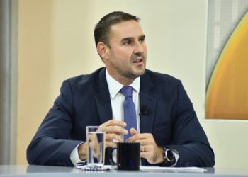 Ernesto Muyshondt: “Me vale un sorbete las críticas en mí contra por apoyar al presidente Bukele”