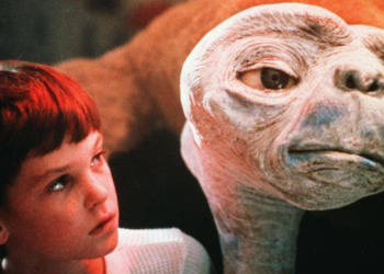 Detienen a protagonista de la película E.T.