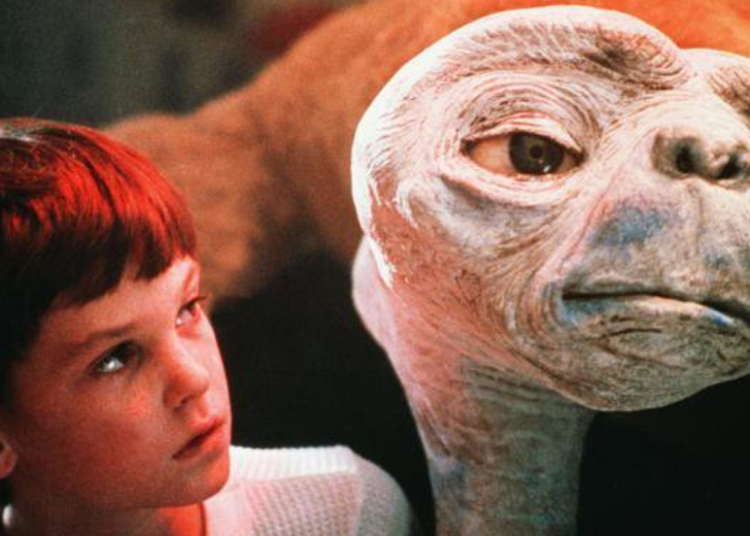 Detienen a protagonista de la película E.T.