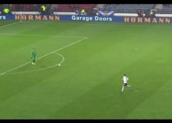 (VIDEO) El portero de San Marino contribuye con error a la goleada que impuso Escocia de 6-0