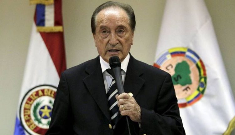 Eugenio Figueredo expresidente de la Conmebol es inhabilitado de por vida del fútbol por la FIFA